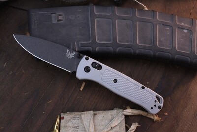Benchmade Bugout AXIS Lock Folder / Storm Gray Grivory / Black S30V