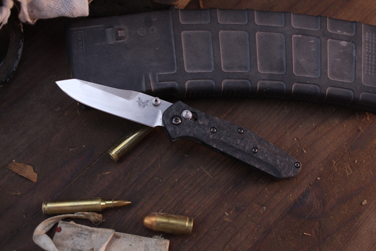 Benchmade Mini Osborne 2.9&quot; Axis Lock Folder / Shred Carbon Fiber / Satin S30V ( Pre Owned )