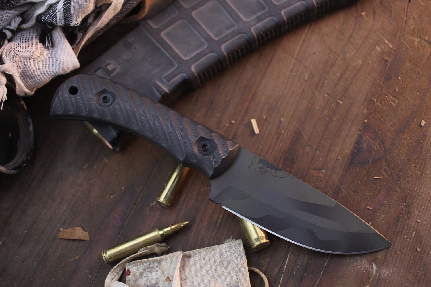 Half Face Blade Cavner 4.2&quot; Fixed Blade / Black Dunes Carbon Fiber / Dark Dunes Multi Cam Cerakote MagnaCut