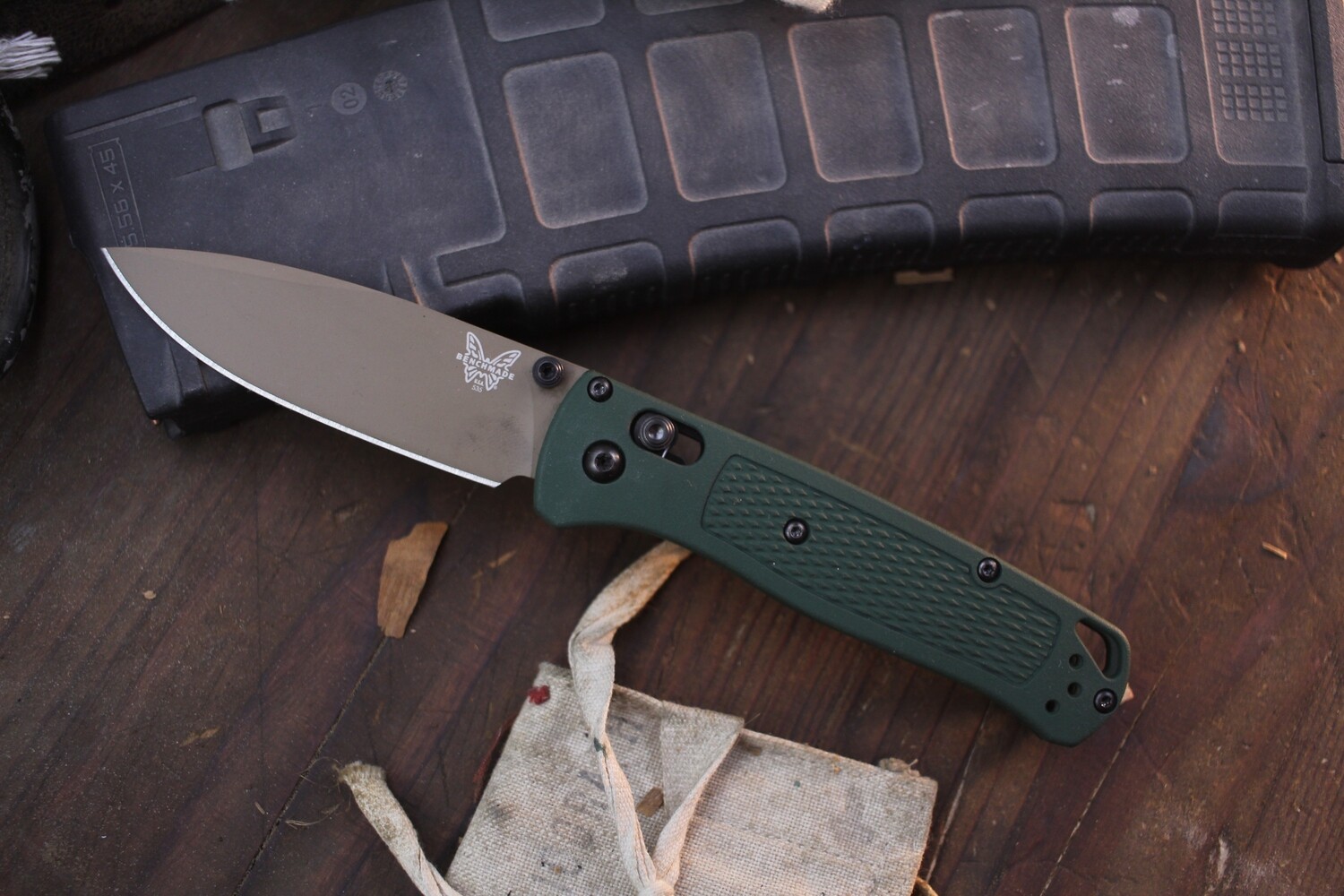 Benchmade NK Custom Bugout 3.24&quot; AXIS Lock Folder / Jessie James Eastern Front Green Grivory / FDE S30V