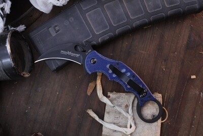 Fox 599 2.5&quot; Linerlock Karambit / Blue Twill Carbon Fiber / Black N690 ( Pre Owned )
