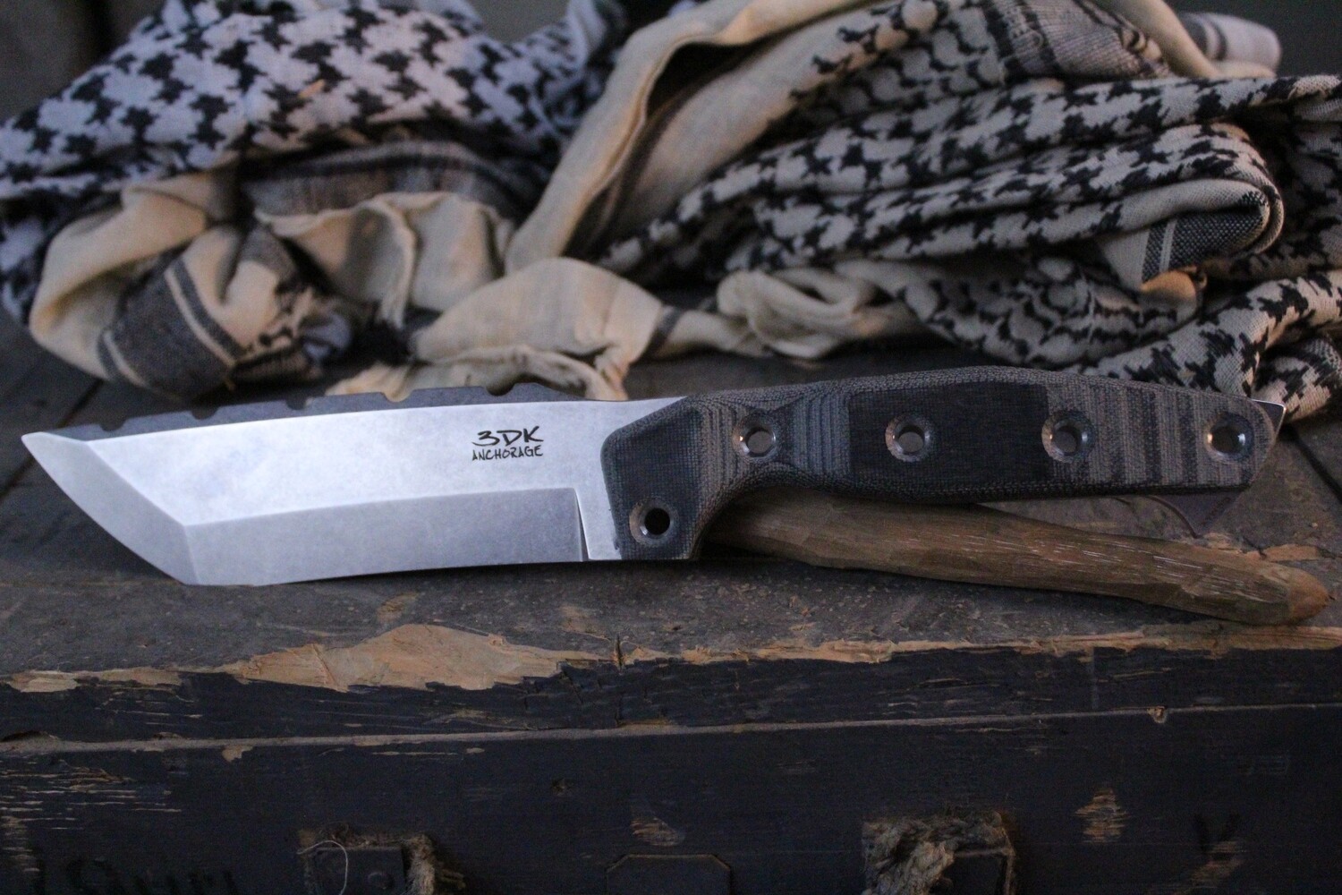 3DK Amuk 6&quot; Fixed Tanto Point, Elmax Blade / Black V1 Micarta Handle