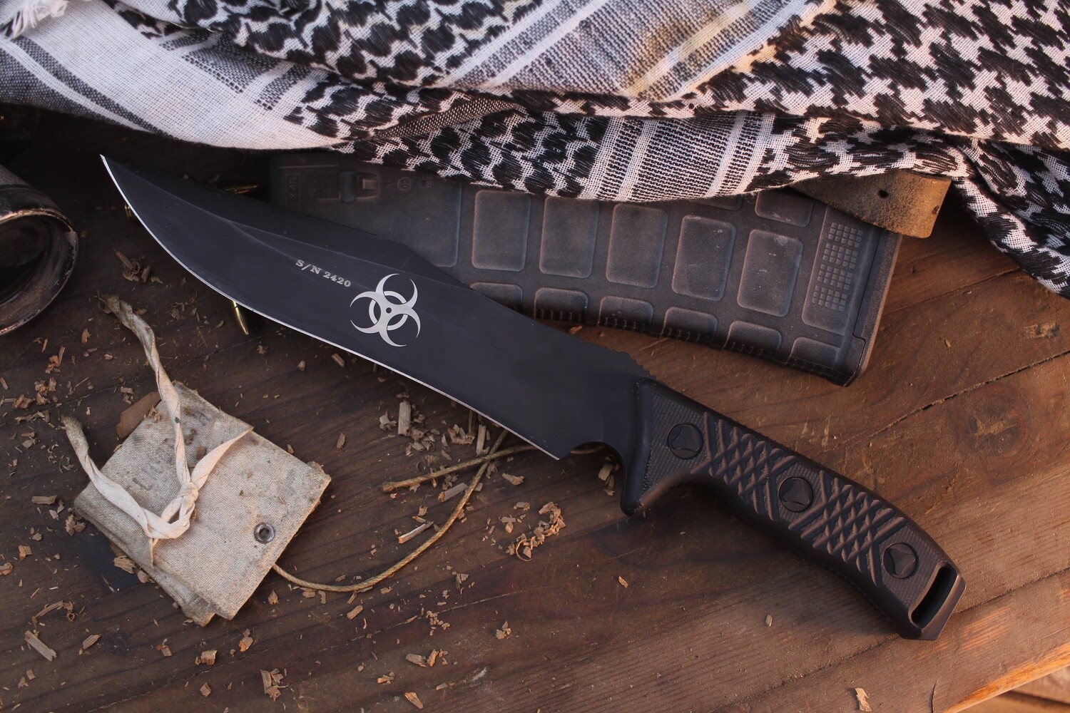 Microtech Arbiter 8.75&quot; Fixed Blade Knife / Black G10 / Black Bio Hazard Cerakote ( Pre Owned )