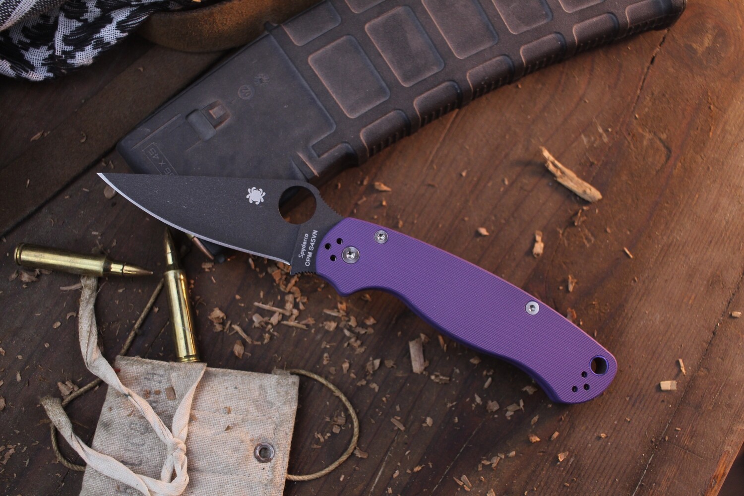 Spyderco NK Custom Paramilitary 2 3.44&quot; Compression Lock Folder / Bright Purple G-10 / Cobalt Cerakote S45VN