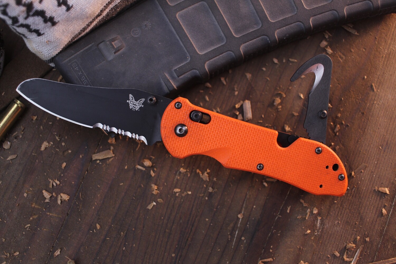 Benchmade Triage 3.4&quot; AXIS Lock Knife / Orange G10 / Black Serrated Sheepsfoot (Pre-Owned)