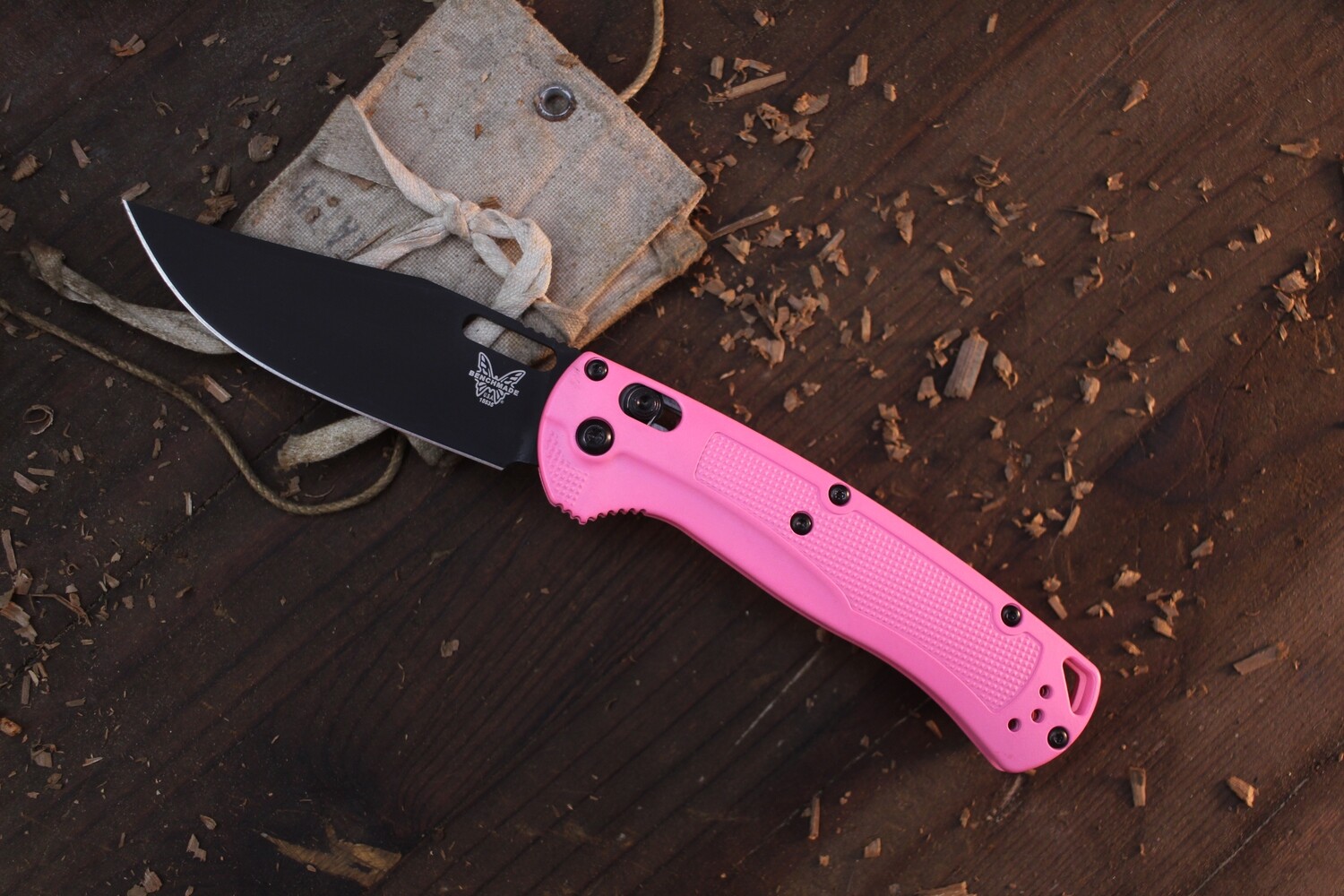 Benchmade Taggedout 3.5&quot; AXIS Lock Folder / Sherbert Pink Cerakote Grivory / Black Cerakote CPM-154 ( Pre Owned )