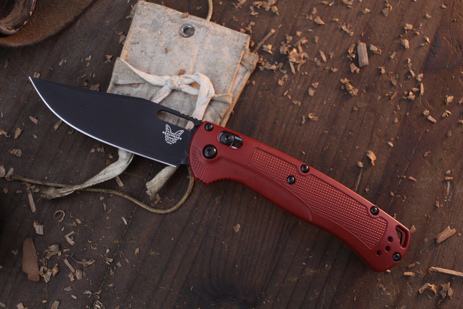 Benchmade Taggedout 3.5&quot; AXIS Lock Folder / Sedona Red Cerakote Grivory / Black Cerakote CPM-154 ( Pre Owned )