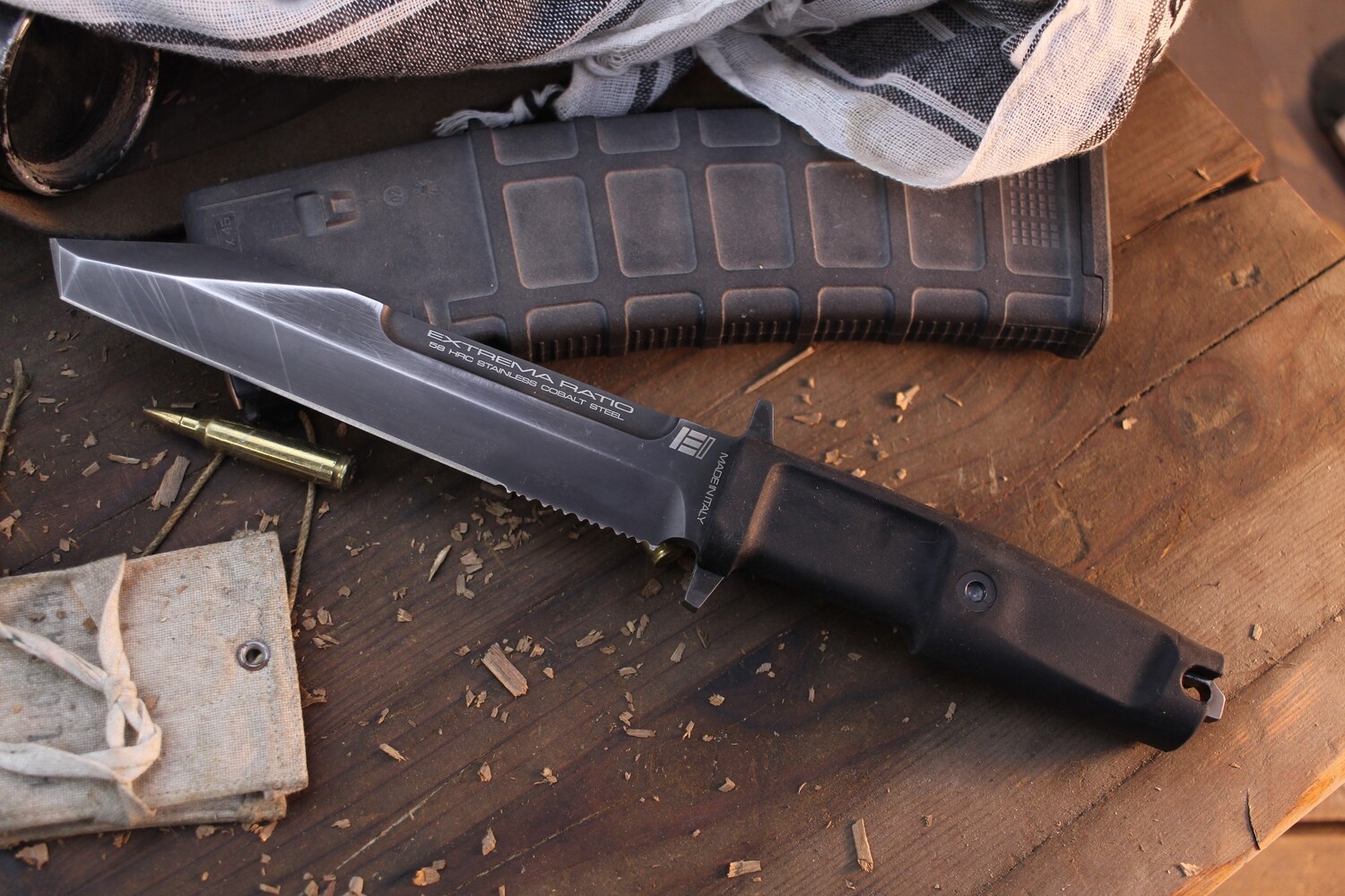 Extrema Ratio Fulcrum 7&quot; Fixed Blade Knife / Black Rubber / Black N690 ( Pre Owned )