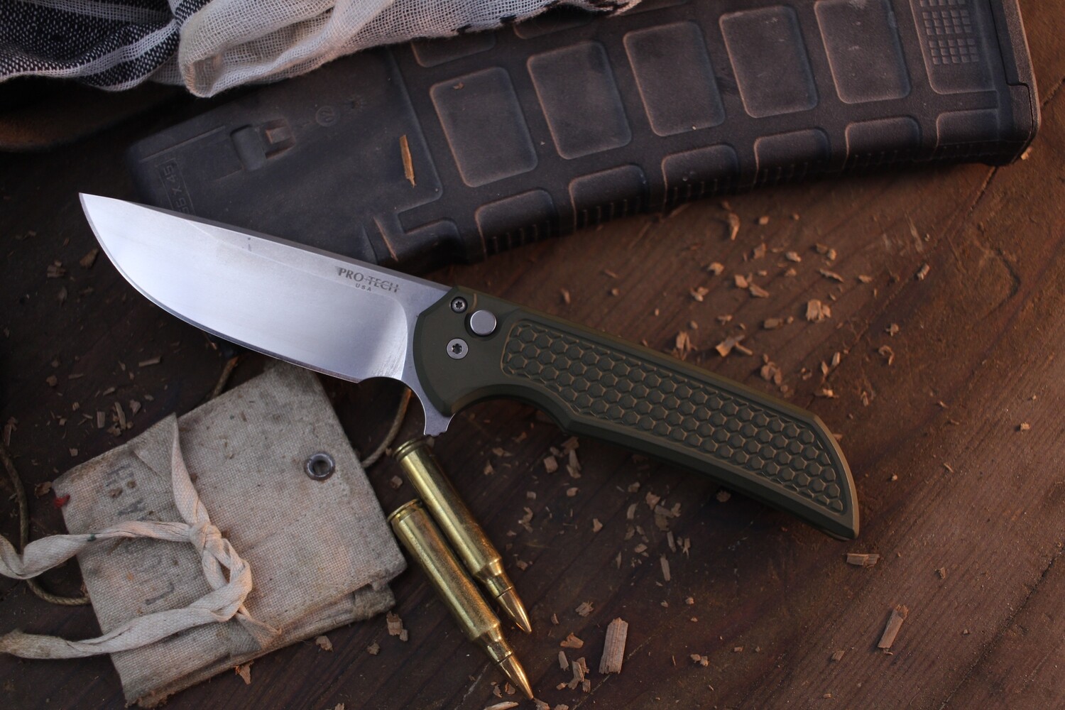 Pro-Tech Mordax 3.625&quot; Drop Point Plunge Lock Flipper / Sniper Green Honeycomb Aluminum / Stonewashed CPM-Magnacut
