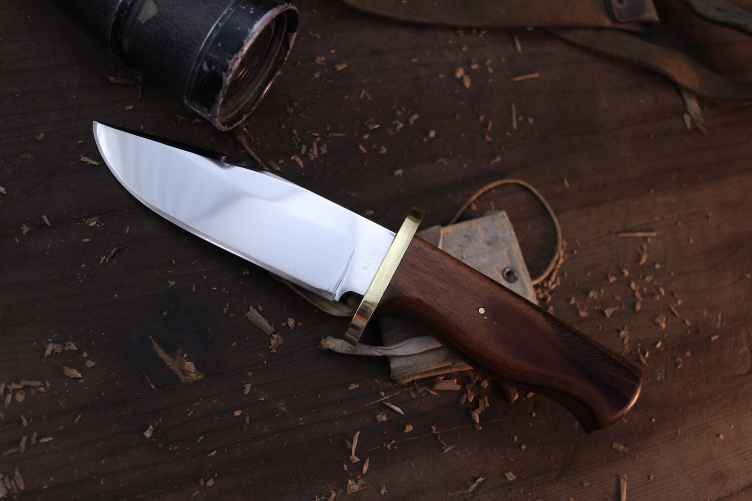 David Reed Scout 5&quot; Bowie / Walnut &amp; Brass Double guard / Polished  D2