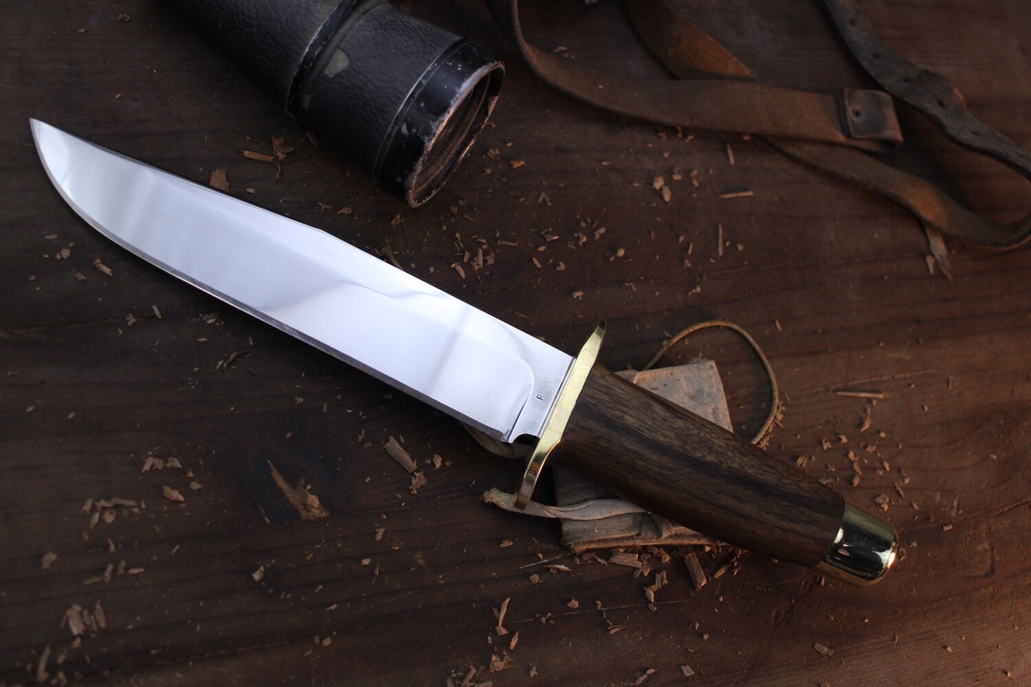 David Reed Backwoods Fighter 8&quot; Fixed Blade / Shedua Wood With Brass Pommel &amp; Double Guard / Satin D2
