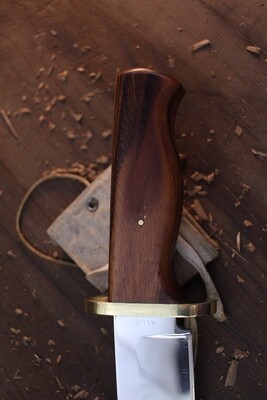 David Reed Scout 5" Bowie / Walnut &amp; Brass Double guard / Polished  D2