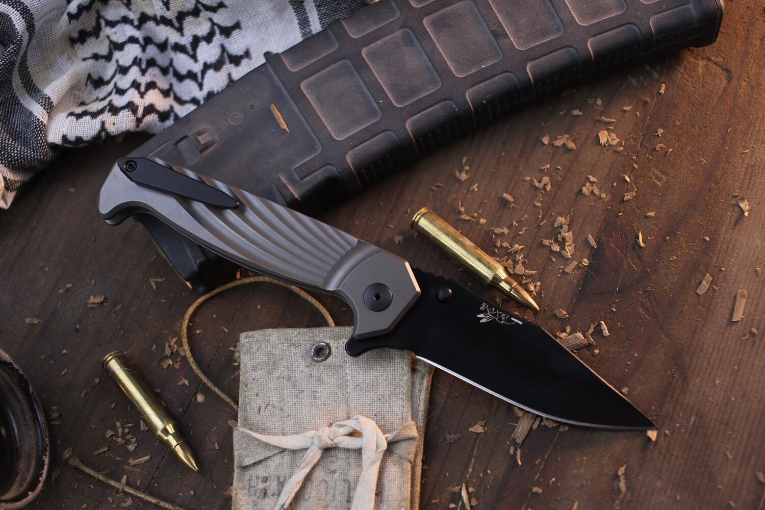Half Face Blade GEN 2 Crow 3.1&quot; PlungeLock Flipper / Monolithic Titanium Frame / Black Cerakote Magnacut ( Pre Owned )