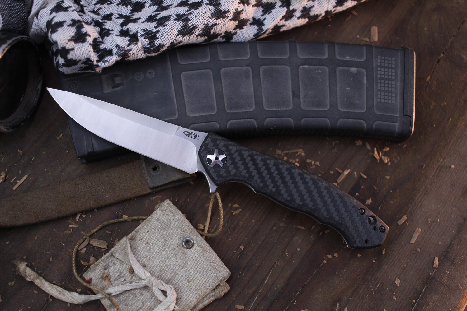 Zero Tolerance 0452CF Sinkevich 4.1&quot; Framelock Flipper / Carbon Fiber &amp; Titanium / Satin S35VN ( Pre Owned )