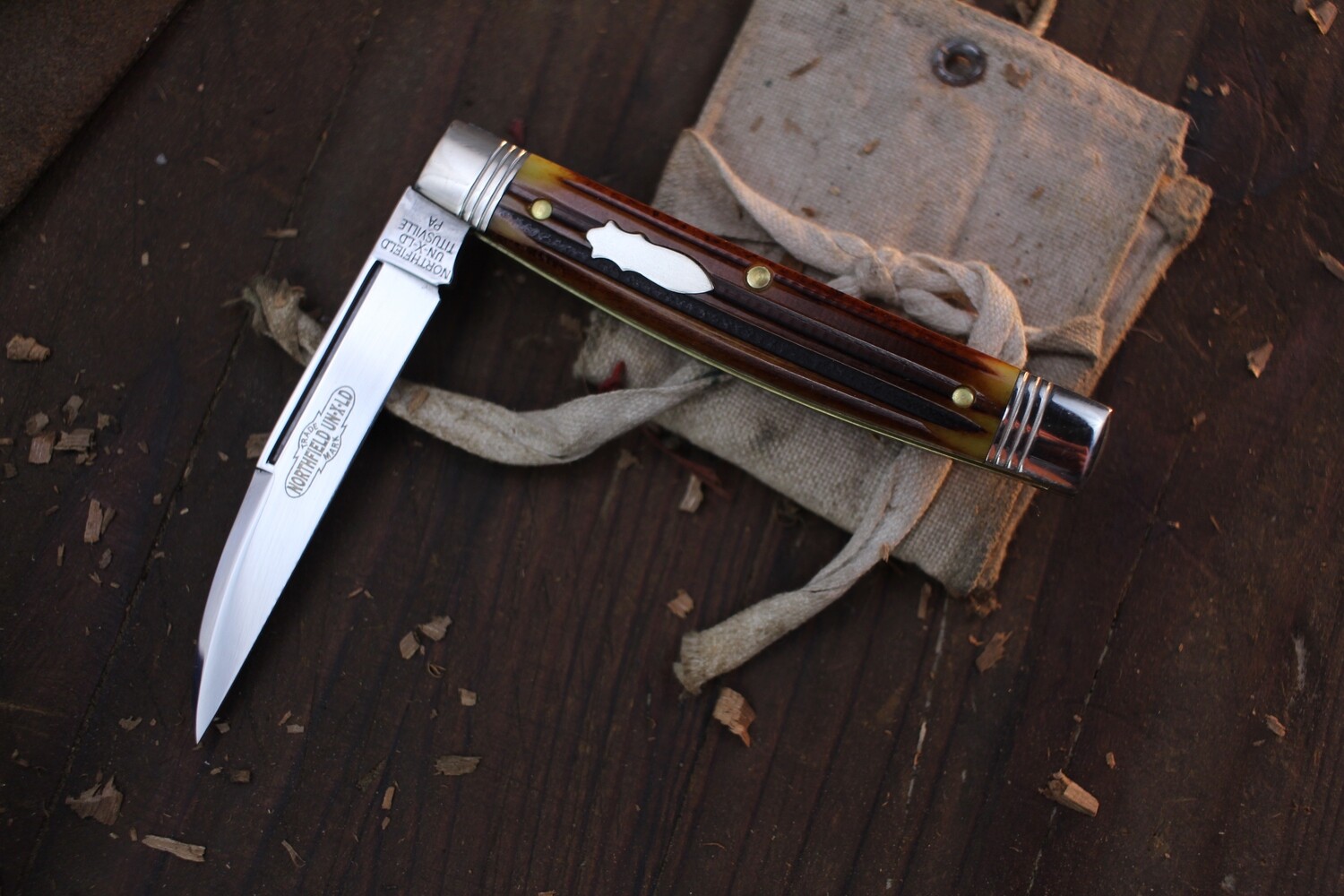 Great Eastern Cutlery Tidioute #13 Whip 2.9&quot; Slipjoint Folder / Antique Yellow Spring Field Bone / Satin 1095 ( Pre Owned )
