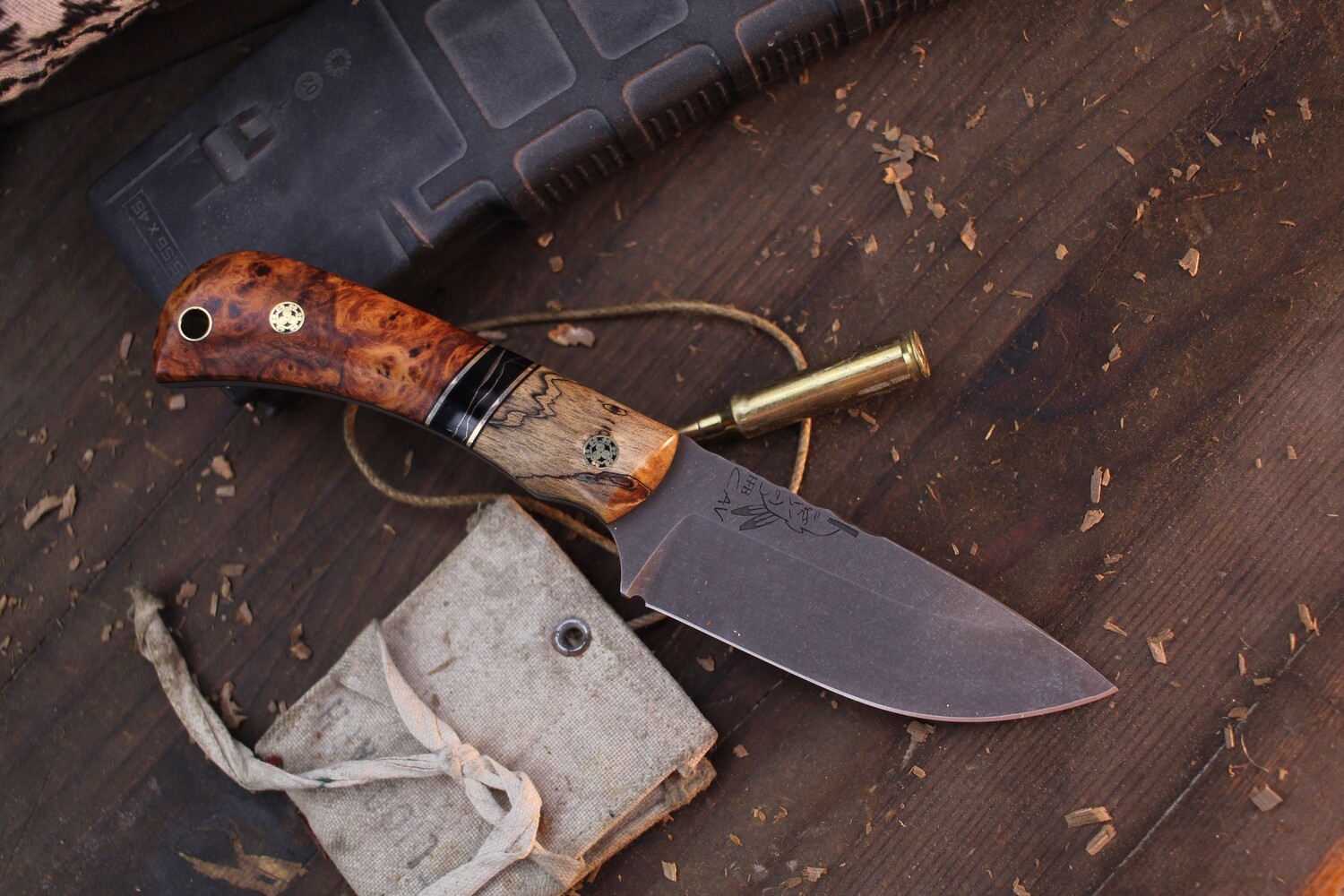 Half Face Blade Cav Jr. 3.5&quot; Fixed Blade / Spalted Maple &amp; Amboyna Burl With Copper Split / Acid Washed MagnaCut