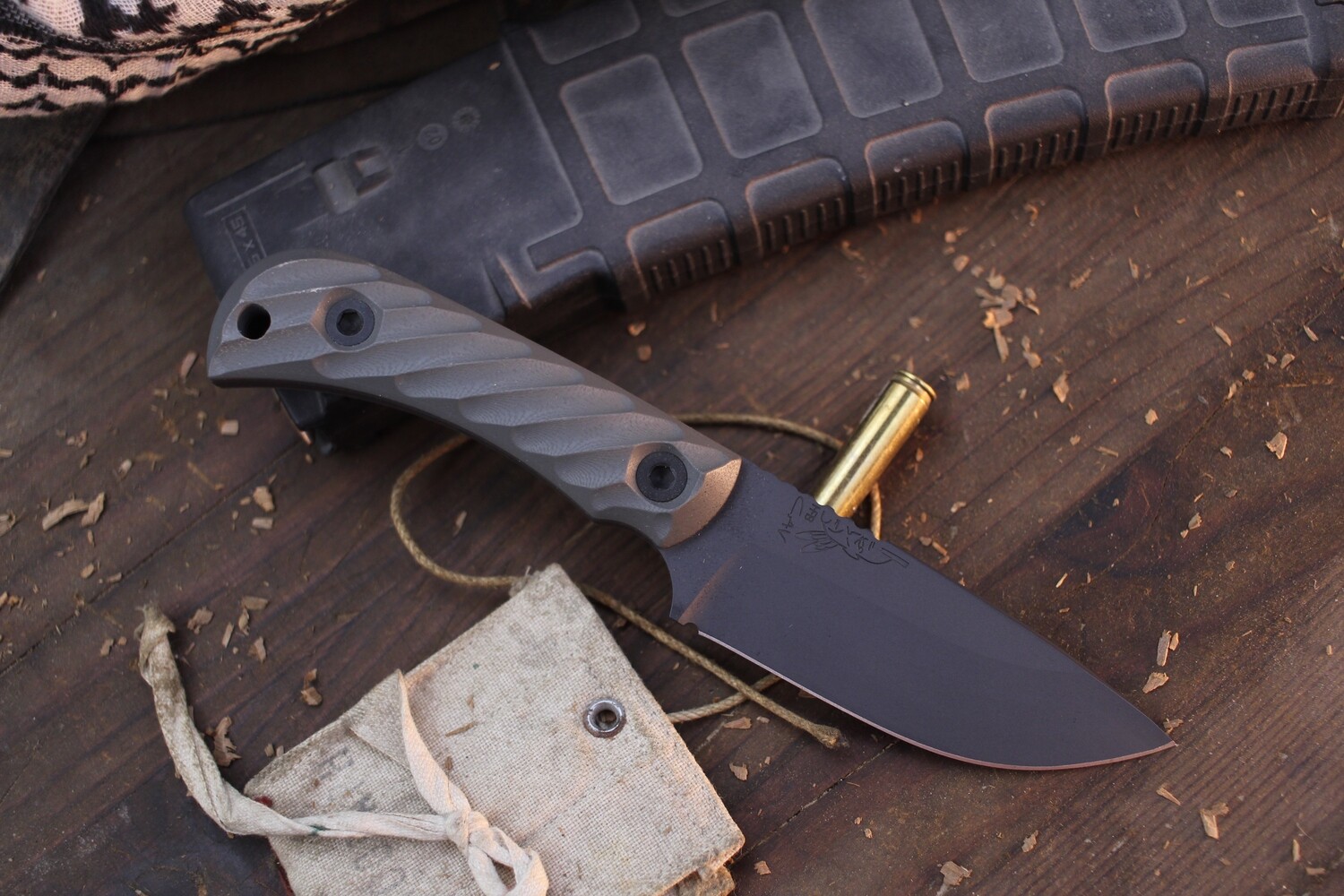 Half Face Blade Cav Jr. 3.5&quot; Fixed Blade / Grey G-10 &amp; Red Liners / Sniper Grey Cerakote Magnacut