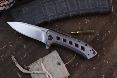 Zero Tolerance 0801TI Rexford 3.5&quot; Framelock Flipper / Speed Hole Titanium / Satin S35VN ( Pre Owned )