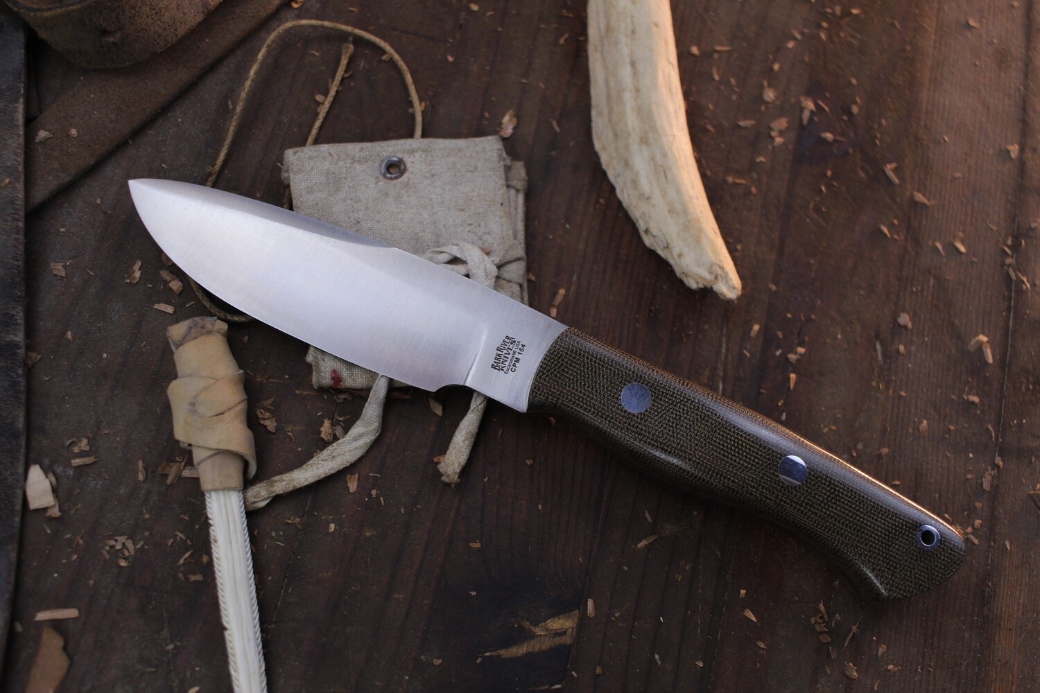 Bark River Knives Full Tang Michigan Hunter 4.875&quot; Fixed Blade / Green Canvas Micarta / Satin CPM-154 ( Pre Owned )