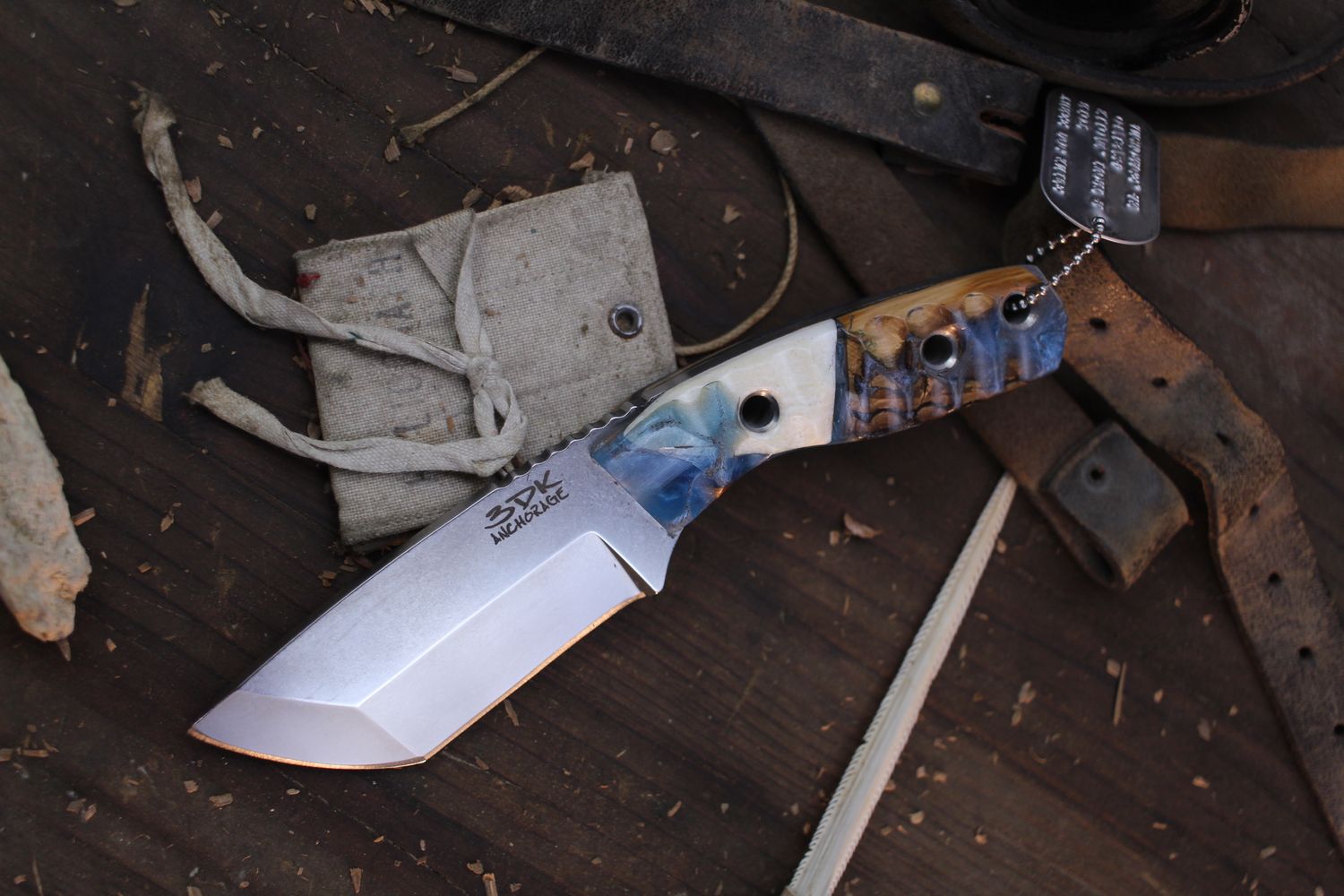 3DK Riot 3.7&quot; Fixed Tanto Point, K110 Blade / Composite Mammoth Ivory &amp; Neptune Blue Resin Handle