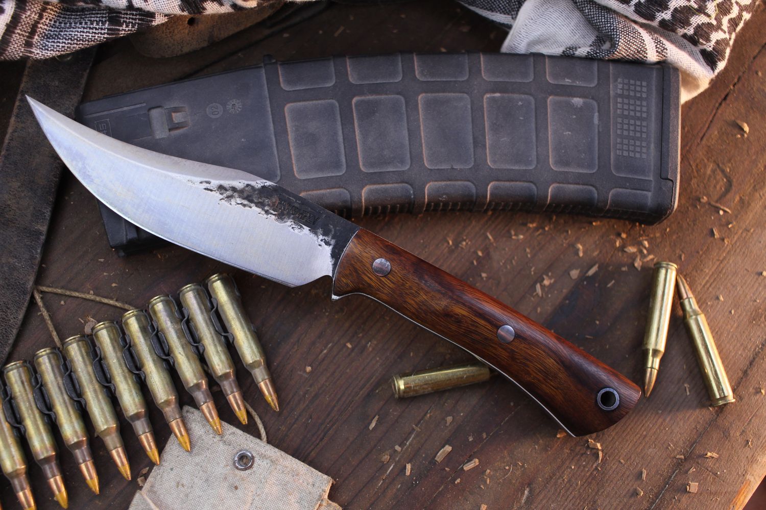 Lon Humphrey Mini Gun 5.25&quot; Fixed Blade / Desert Ironwood / Forge Finish 52100 ( Pre Owned )