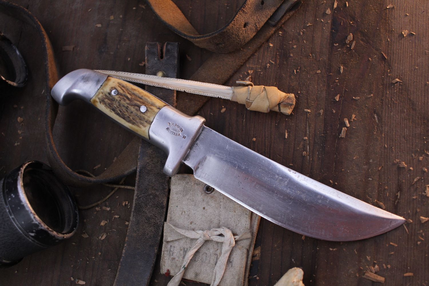 Ruana Knives Model 17A 6&quot; Fixed Blade / Stag &amp; Integral Aluminum Guard / High Carbon ( Pre Owned )