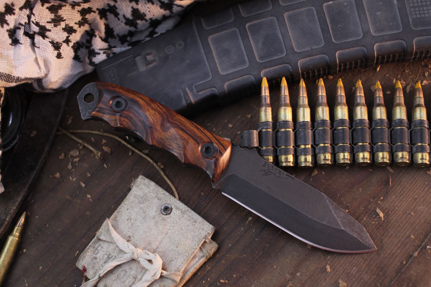 Half Face Blade Disaster Jr. 3.75” Fixed Blade / Desert Ironwood / Acid Washed CPM-3V