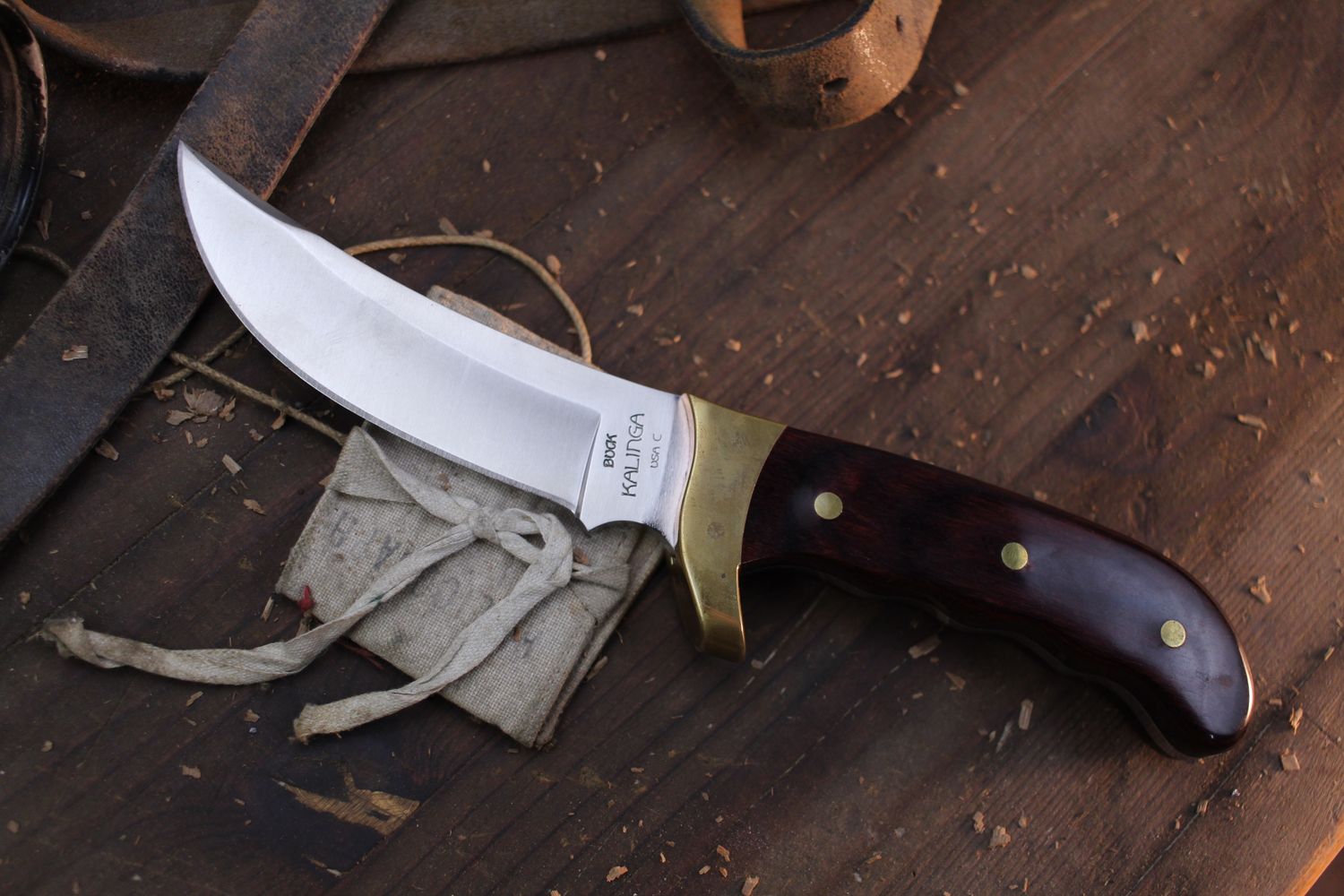 Buck Classic 1995 0401 Kalinga 4.75&quot; Fixed Blade / Rosewood &amp; Brass / Satin 420HC ( Pre Owned )