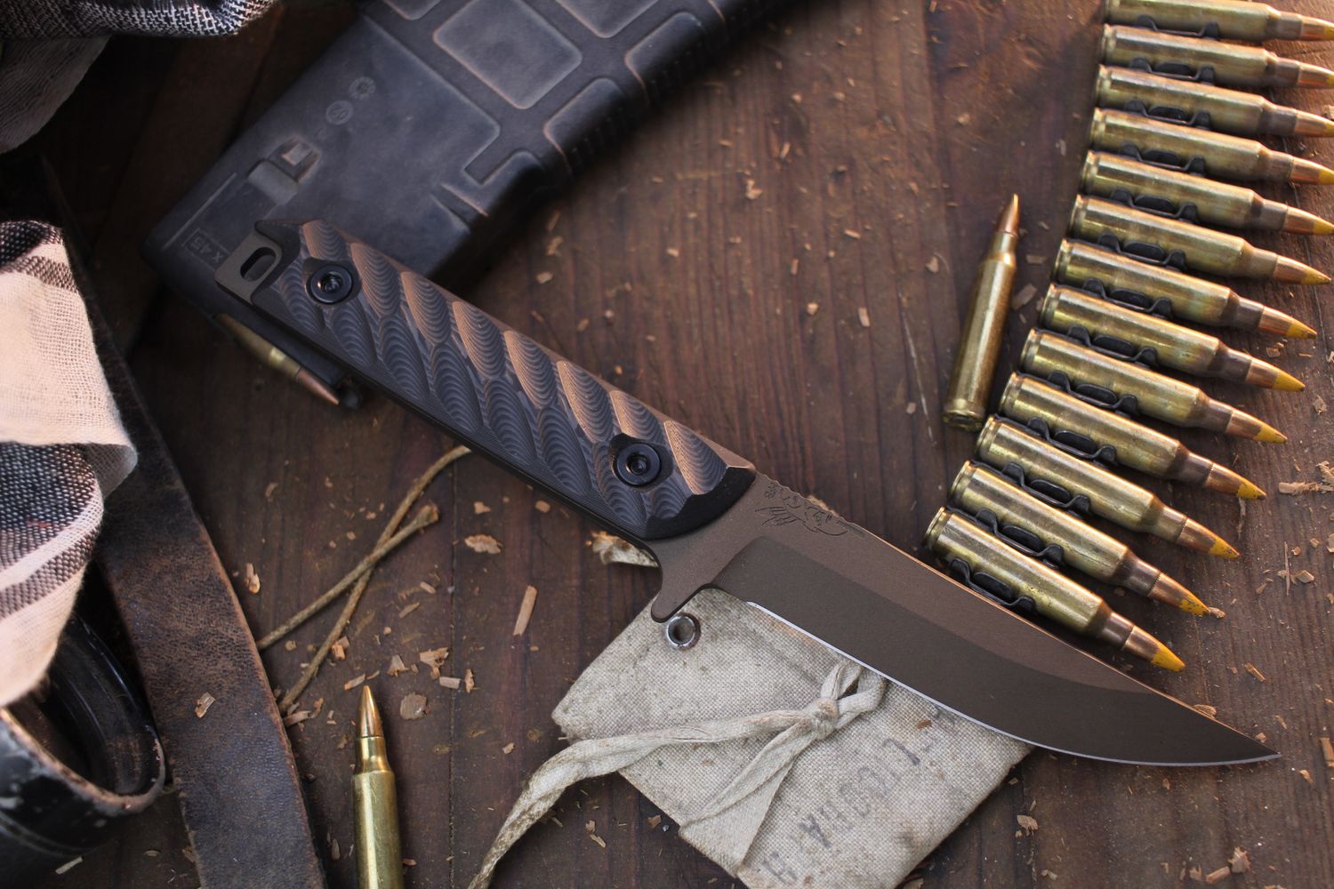 Half Face Blade Kwaiken FC 4.25&quot; Fixed Blade / Dark Dunes Carbon Fiber / Bronze Cerakote S45VN