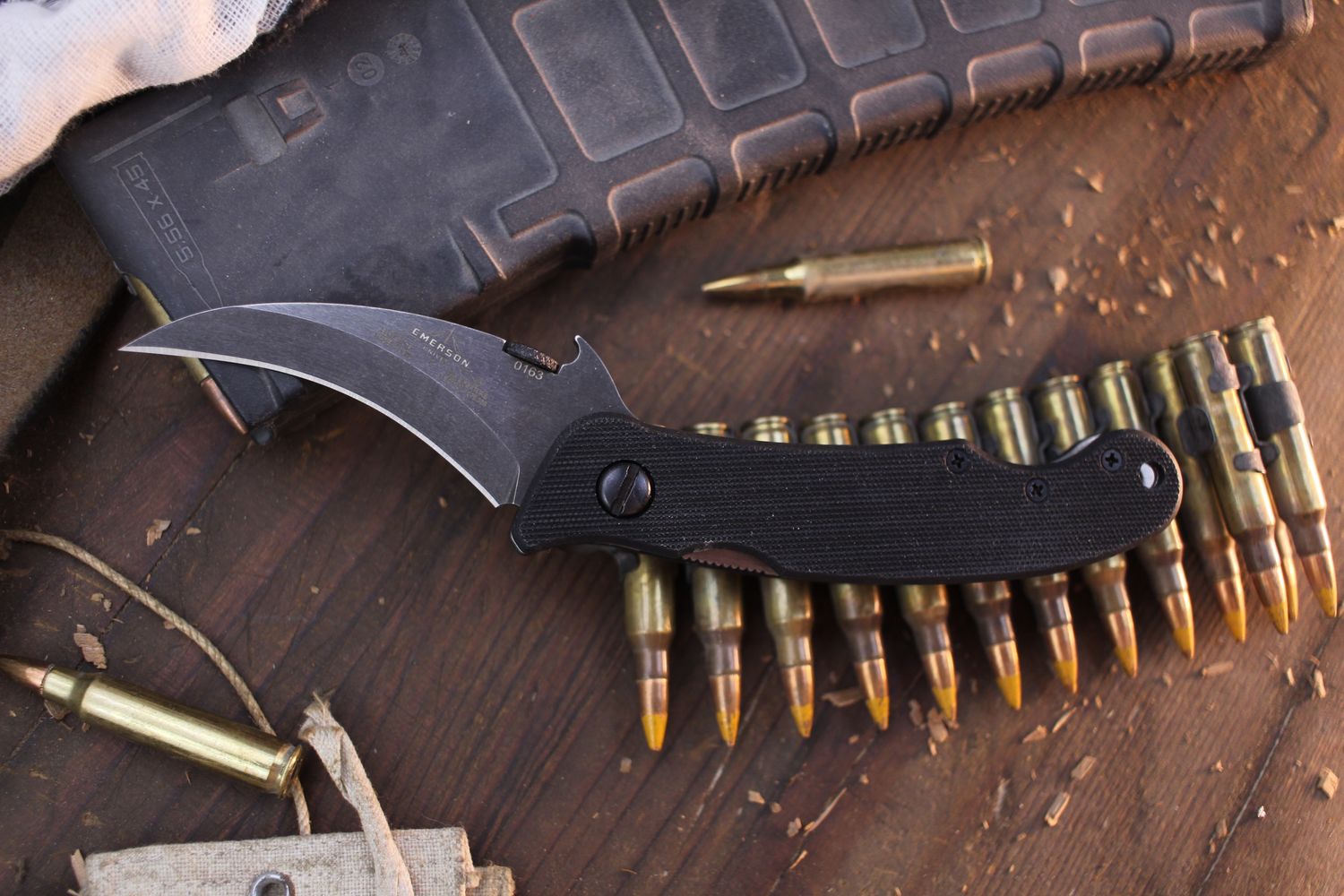 Emerson Knives Elvia TF 2.7&quot; Wavehook Folder / Black G-10 / Thunderstorm 154CM ( Pre Owned )