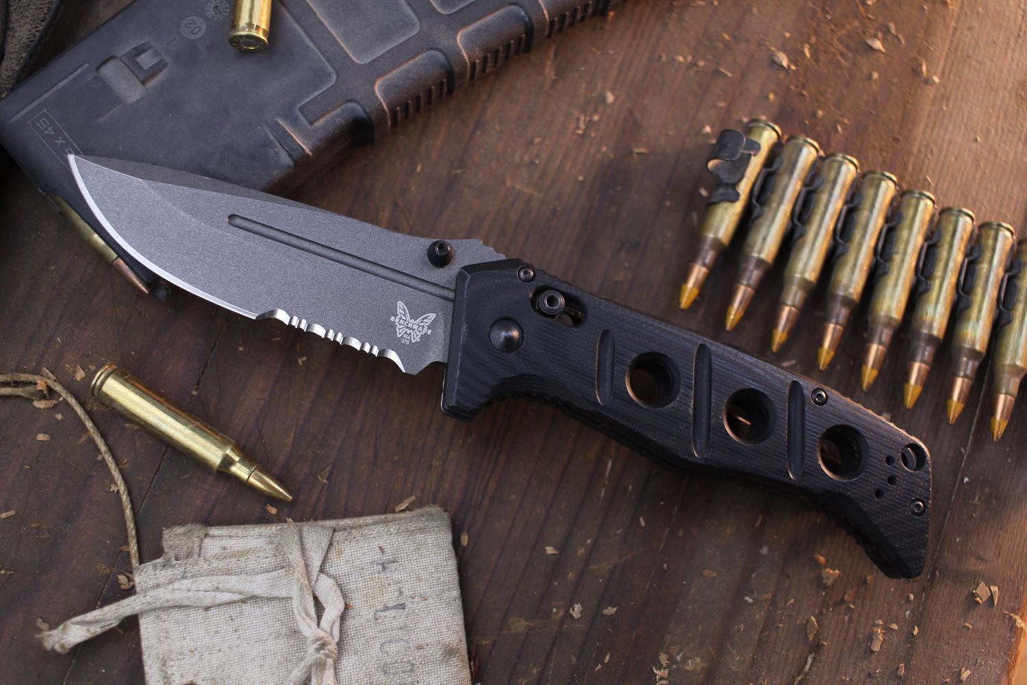 Benchmade Adamas 3.82&quot; Axis Lock Knife / Black G10 / Tungsten Cerakote Cruwear / Partially Serrated ( Pre Owned )