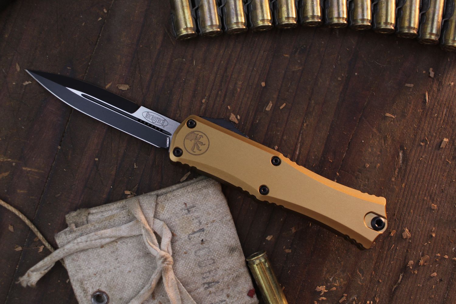 Microtech Mini Hera II Bayonet 3&quot; OTF AUTO / Tan Deep Engraved Aluminum / Black M390MK