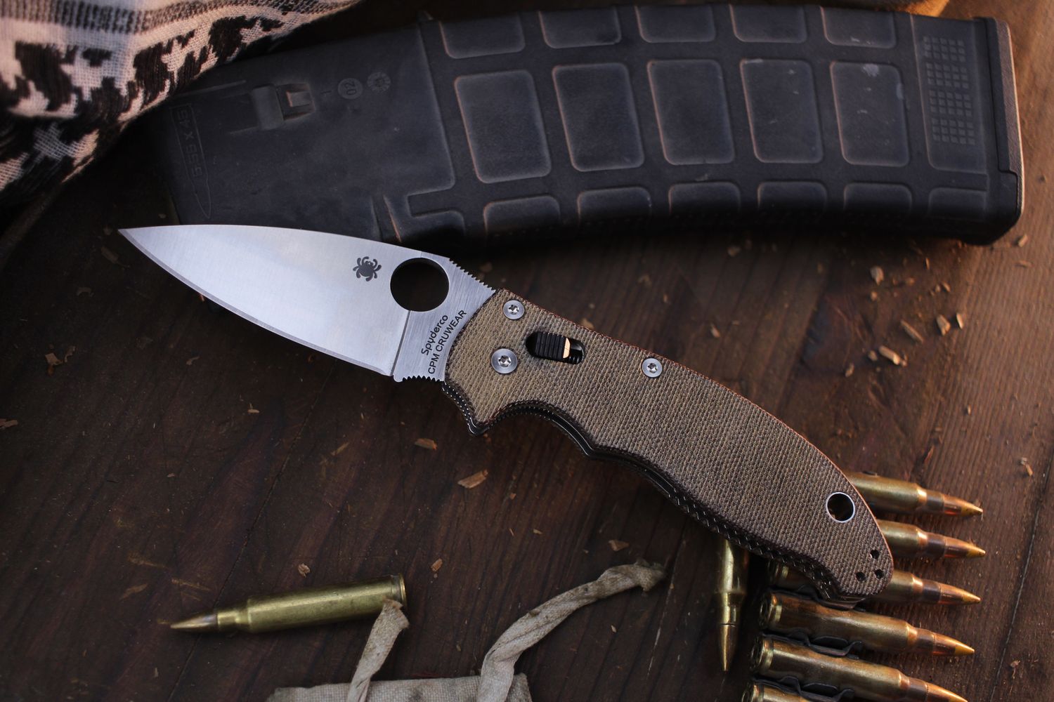 Spyderco Manix 2 3.37&quot; Ball Bearing Lock Folder / Brown Canvas Micarta / Satin Cruwear ( Pre Owned )
