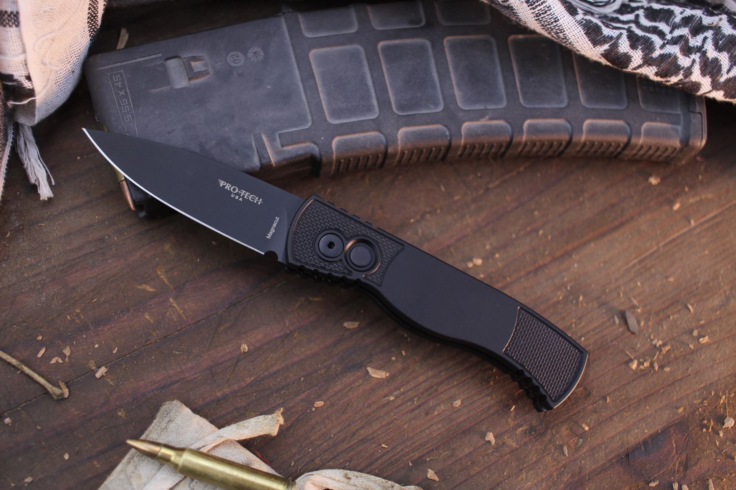 Pro-Tech TR-2 Operator 3.25&quot; Plunge Lock AUTO / Textured &amp; Contoured Black Aluminum /  Black DLC CPM-MagnaCut