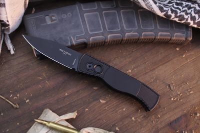 Pro-Tech TR-2 Operator 3.25&quot; Plunge Lock AUTO / Textured &amp; Contoured Black Aluminum /  Black DLC CPM-MagnaCut