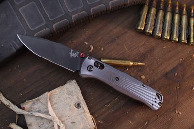 Benchmade Bugout 3.2&quot; AXIS Lock Folder / Sun Burst Aluminum / Black DLC M390 ( Pre Owned )