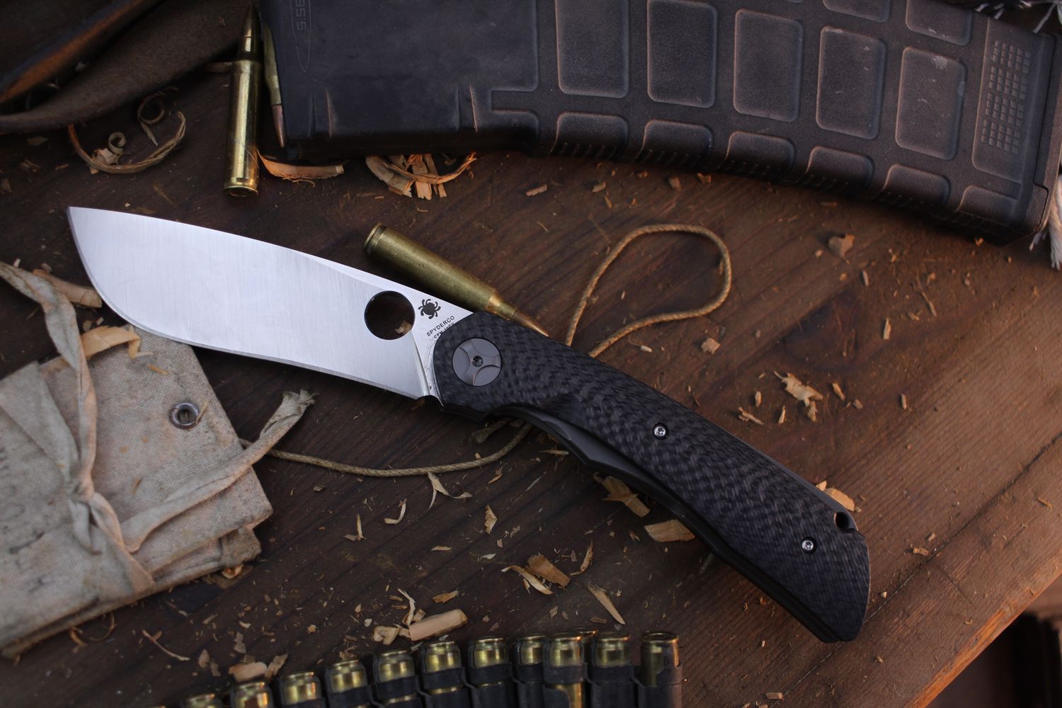 Spyderco Subvert Sprint Run 4.12&quot; Linerlock Folder / Carbon Fiber &amp; Titanium Liners / Satin CPM-20CV ( Pre Owned )