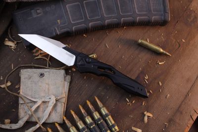 Kershaw Launch 13 3.5&quot; Button Lock AUTO Folder / Black Aluminum / Two Tone CPM-154 ( Pre Owned )