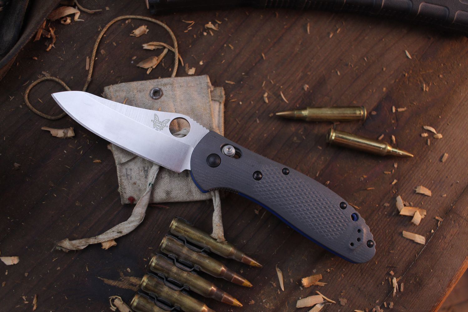 Benchmade Griptilian 3.45&quot; AXIS Lock Folder / Gray &amp; Blue G-10 / Satin 20CV ( Pre Owned )