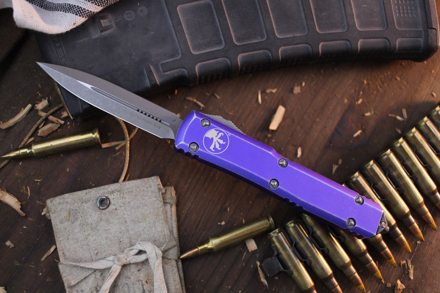 Microtech Ultratech D/E 3.4&quot; OTF Automatic / Distressed Purple Aluminum / Apocalyptic  ( Pre Owned )