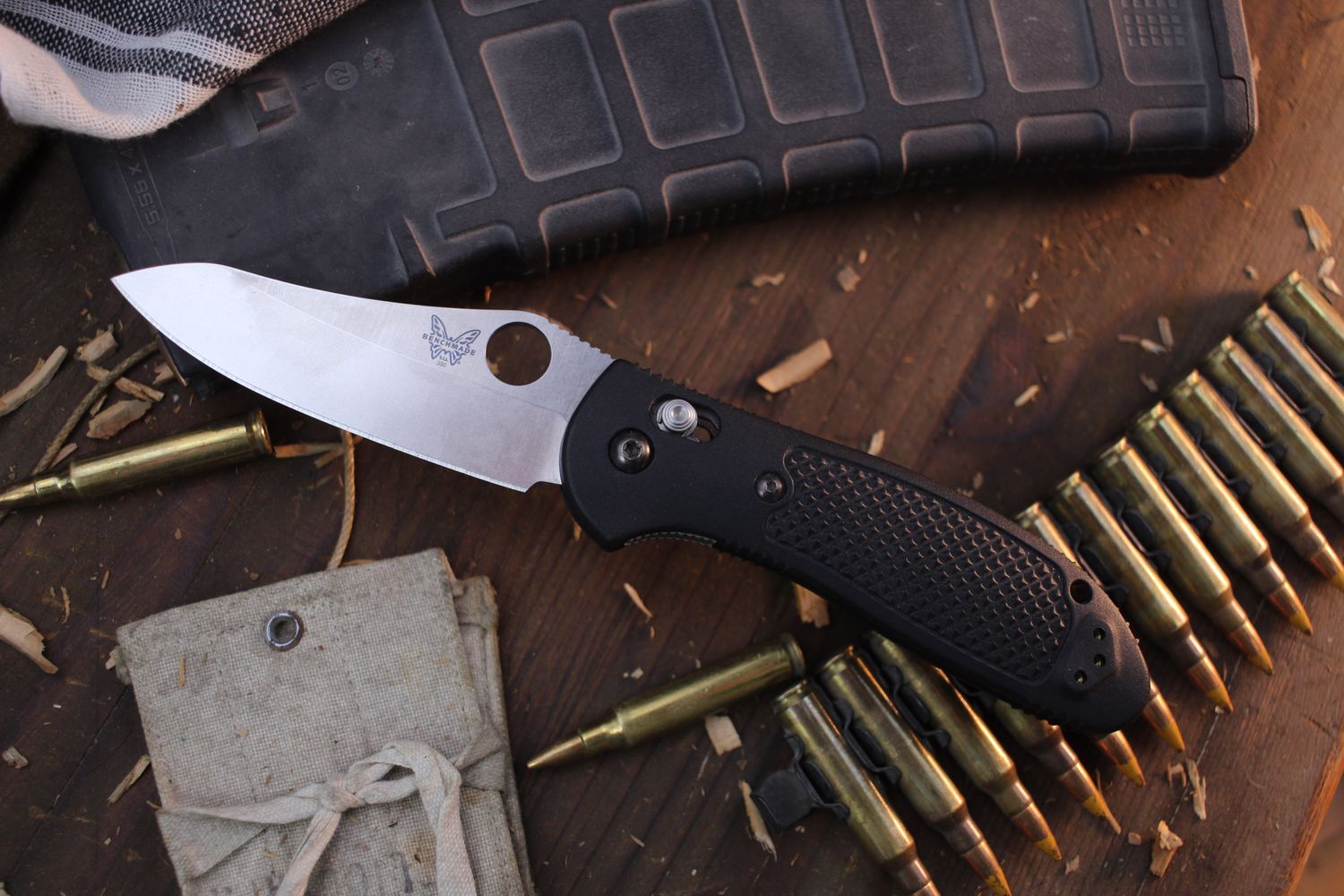 Benchmade Griptilian 3.45&quot; AXIS Lock Knife / Satin / Black / S30V ( Pre Owned )