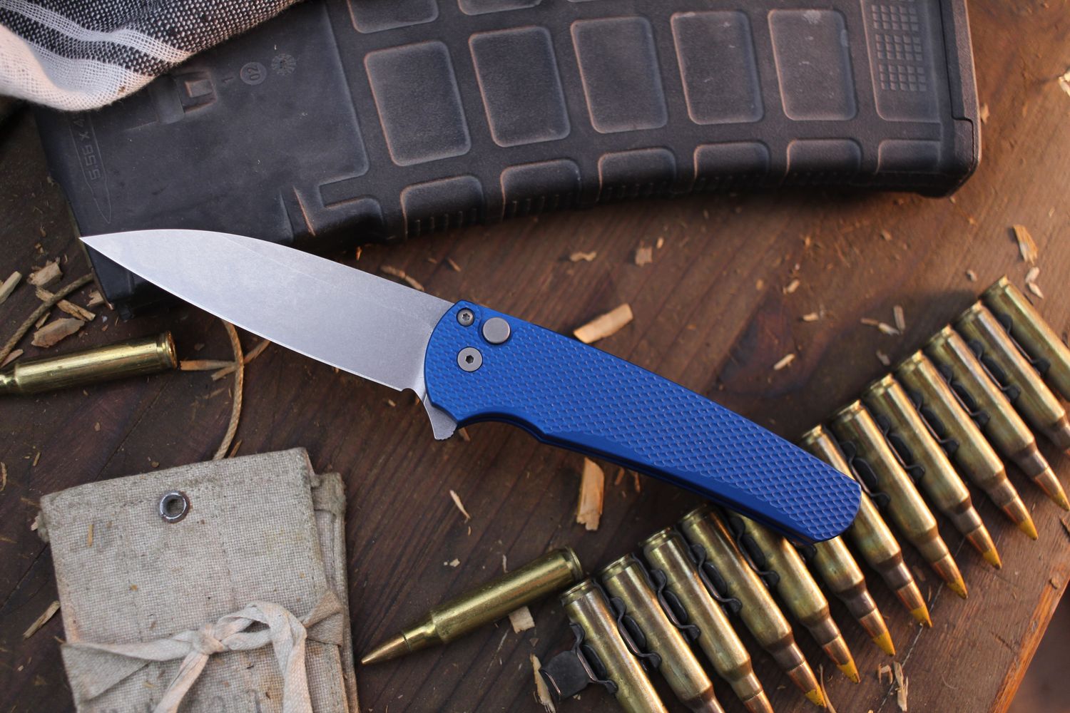 Pro-Tech Malibu 3.3&quot; Wharncliffe Plunge Lock Flipper / Blue Textured Aluminum / Stonewashed CPM-MagnaCut ( Pre Owned )