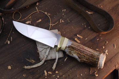  David Reed Groß Jager Messer 5" Fixed Blade / Elk Antler &amp; Brass Single Guard / Satin Clip Point D2.