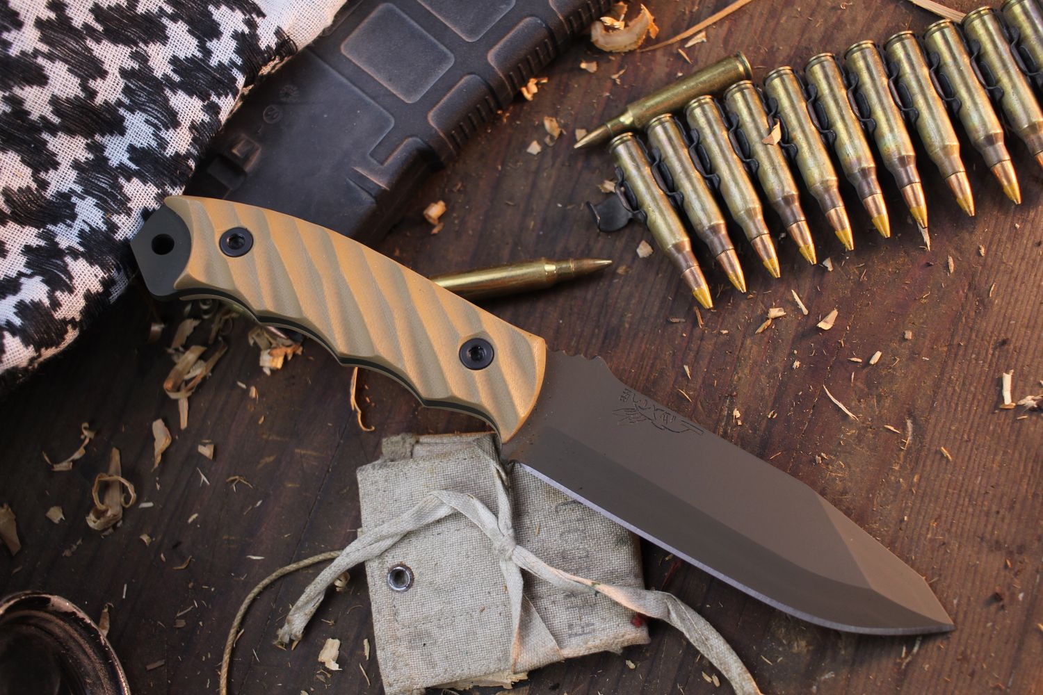 Half Face Blade Disaster Breacher 4.7” Fixed Blade / Coyote Tan G-10 / OD Green Cerakote CPM-3V
