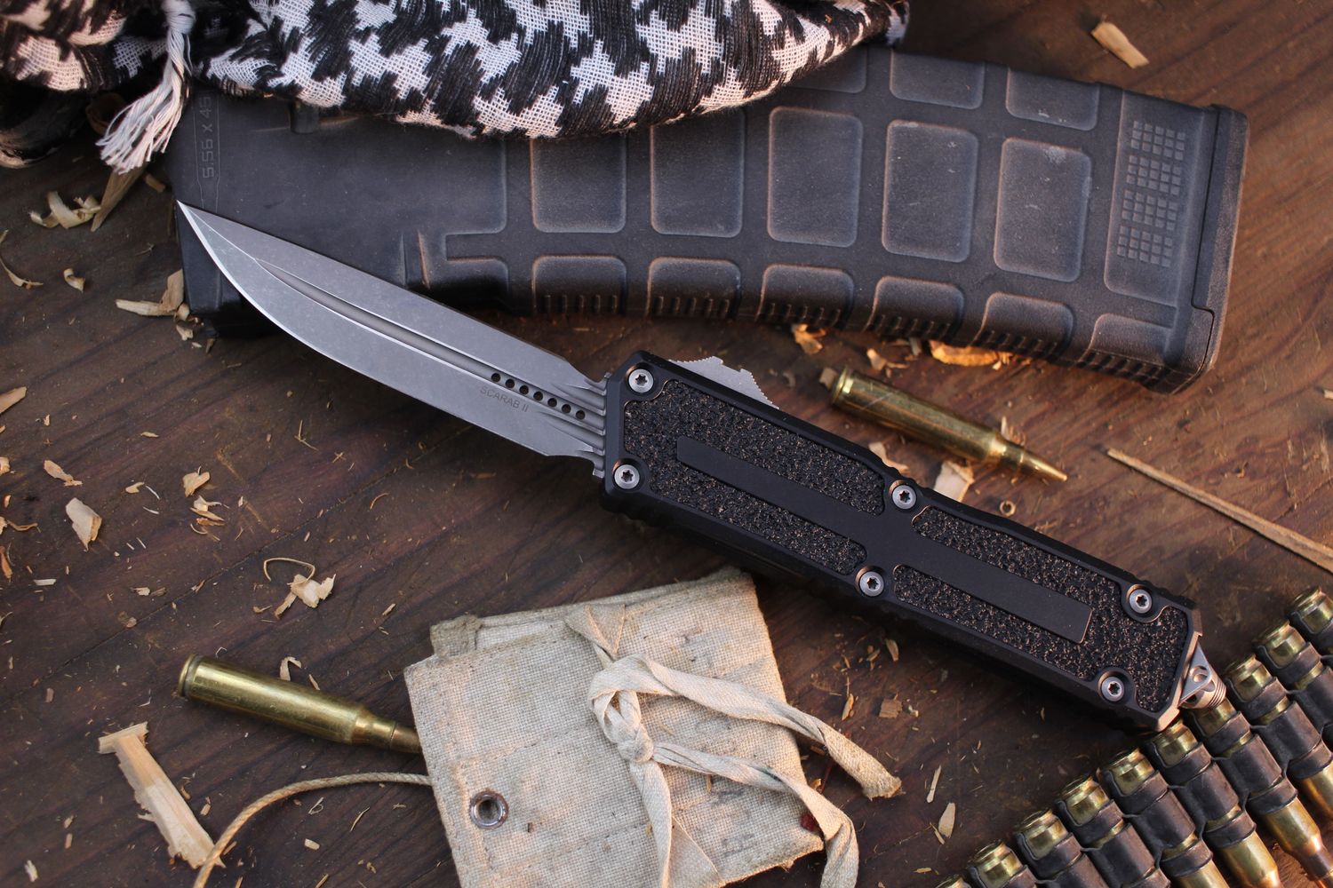 Microtech Scarab II Gen III Tactical D/E-S 3.875&quot; AUTO OTF / Black Aluminum &amp; Traction Inserts / Apocalyptic  ( Pre Owned )