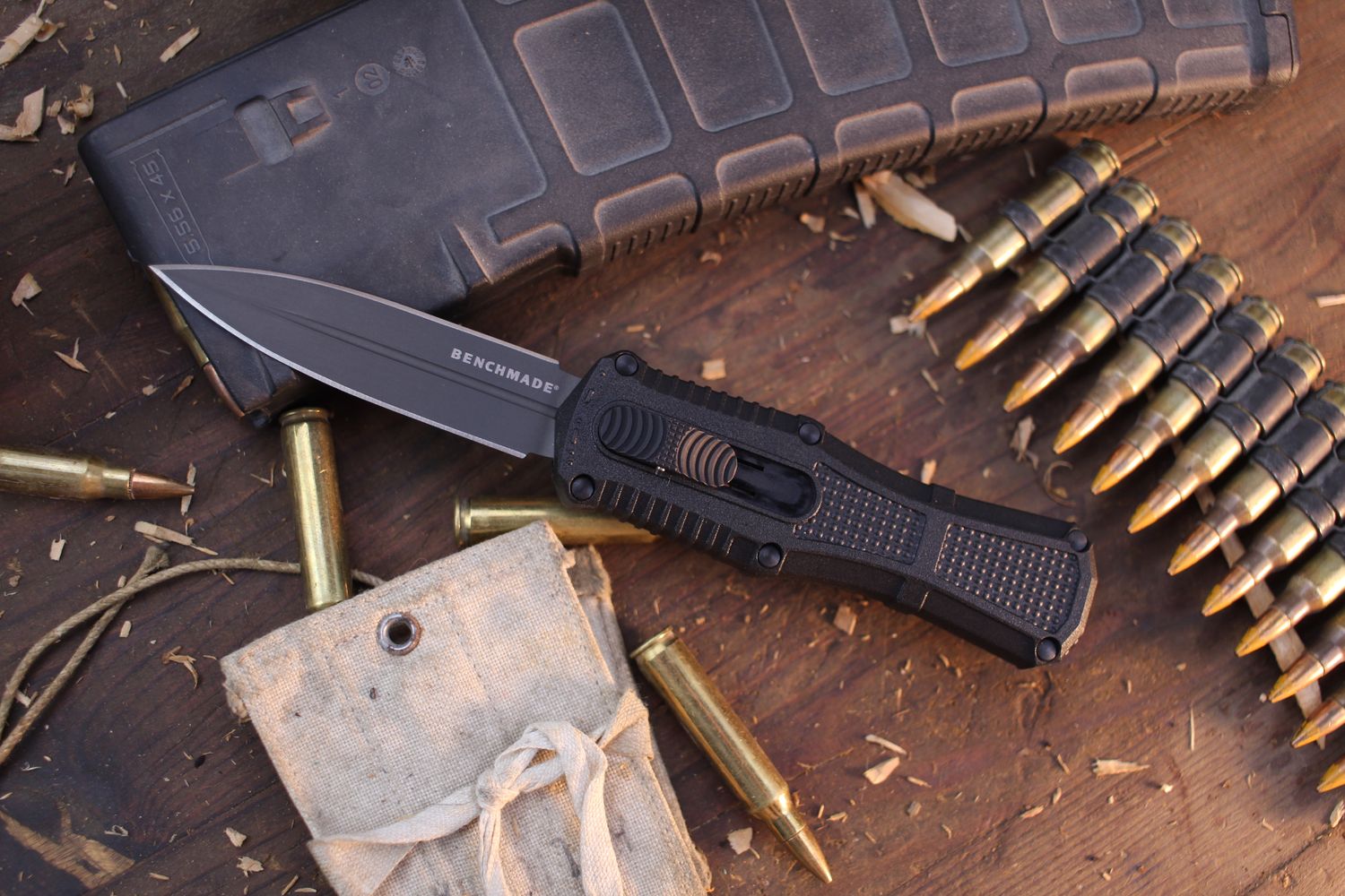 Benchmade Mini Claymore 3.02&quot; OTF AUTO / Black Grivory / Gray PVD CPM-D2