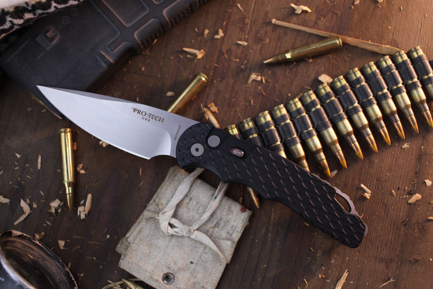 Pro-Tech TR-4 4&quot; Button Lock AUTO Folder / Feather Milled Black Aluminum / Stonewashed MagnaCut