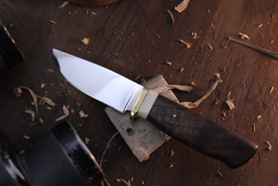 David Reed Backwoods Hunter 4.5" Fixed Blade / Walnut &amp; Brass Single guard / Satin D2.