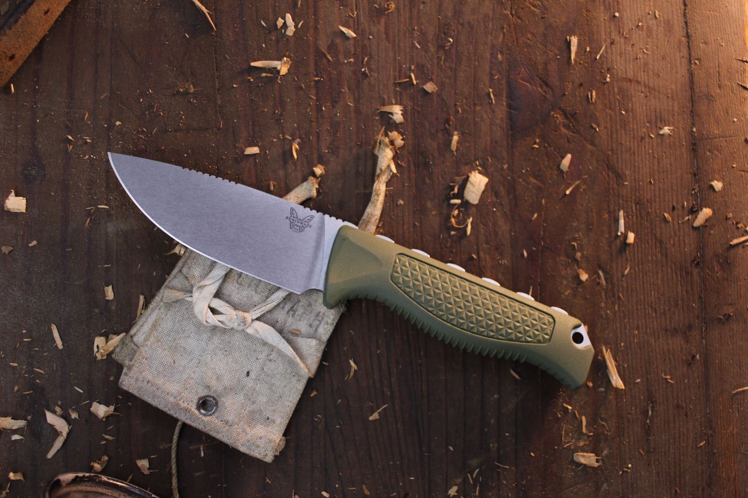 Benchmade Steep Country 3.5&quot; Fixed Blade / Green Santoprene / Stonewashed S30V
