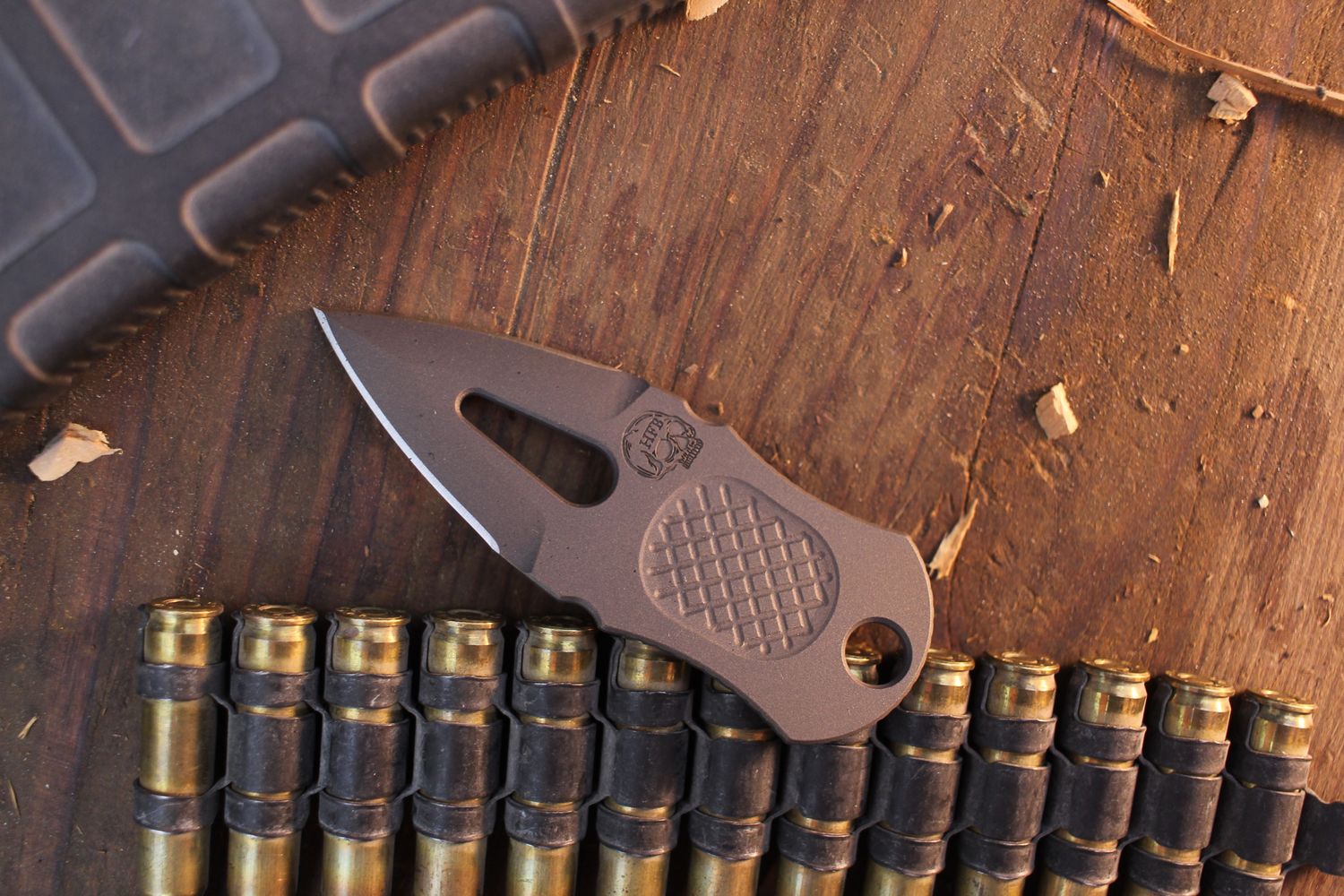 Half Face Blade Lapel 1.6&quot; Fixed Dagger / Magpul OD Green Cerakote S45VN